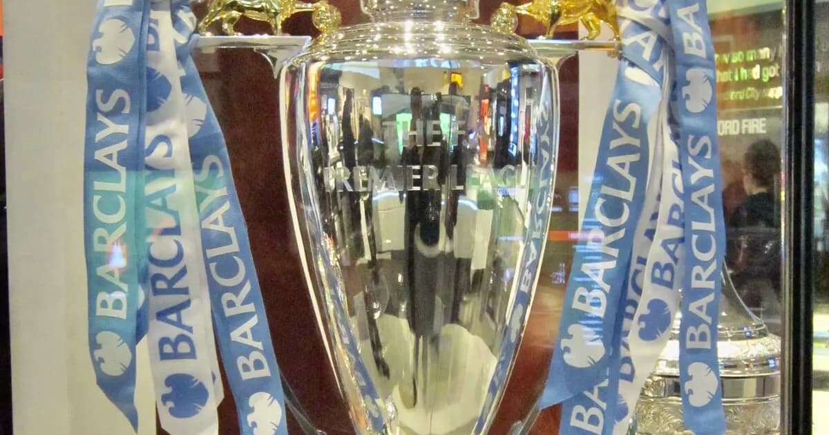 Đêm Sài Gòn Champions League: phố cafe Phú Nhuận thức trắng vì Real Madrid