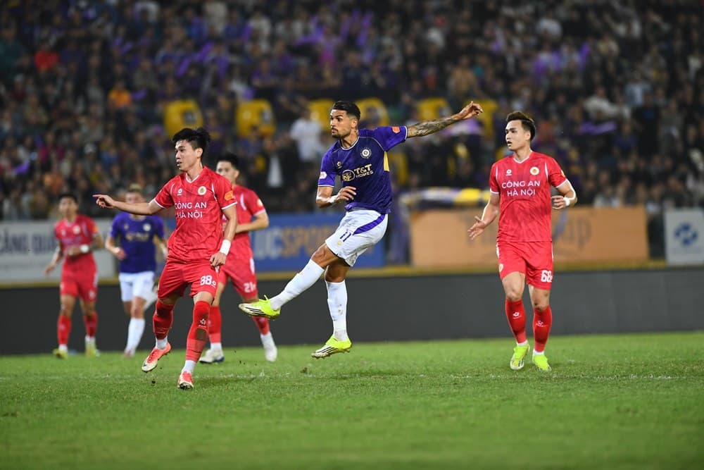 Lập Hồ Sơ Một Trận Derby Thủ Đô